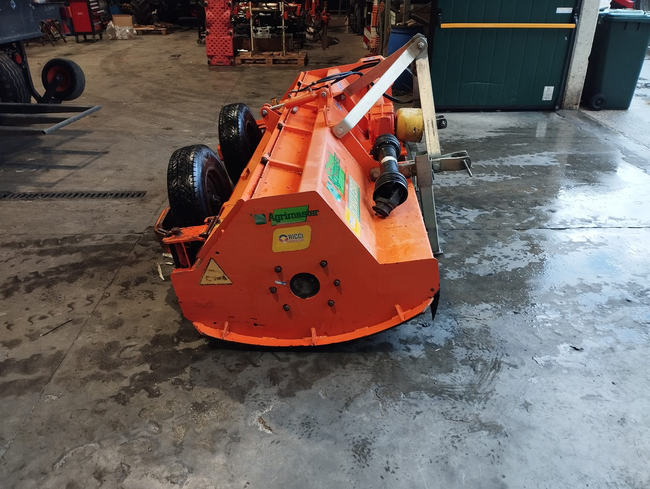 Trincia asse orrizontale usata Agrimaster RMU 280 - Trincia a martelli: foto 3 Trincia asse orrizontale usata Agrimaster RMU 280 - Trincia a martelli: foto 3