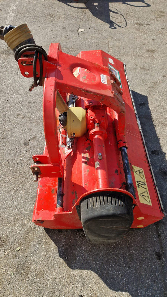 Trincia posteriore usata Dragone VL200 - Trincia a martelli: foto 5 Trincia posteriore usata Dragone VL200 - Trincia a martelli: foto 5