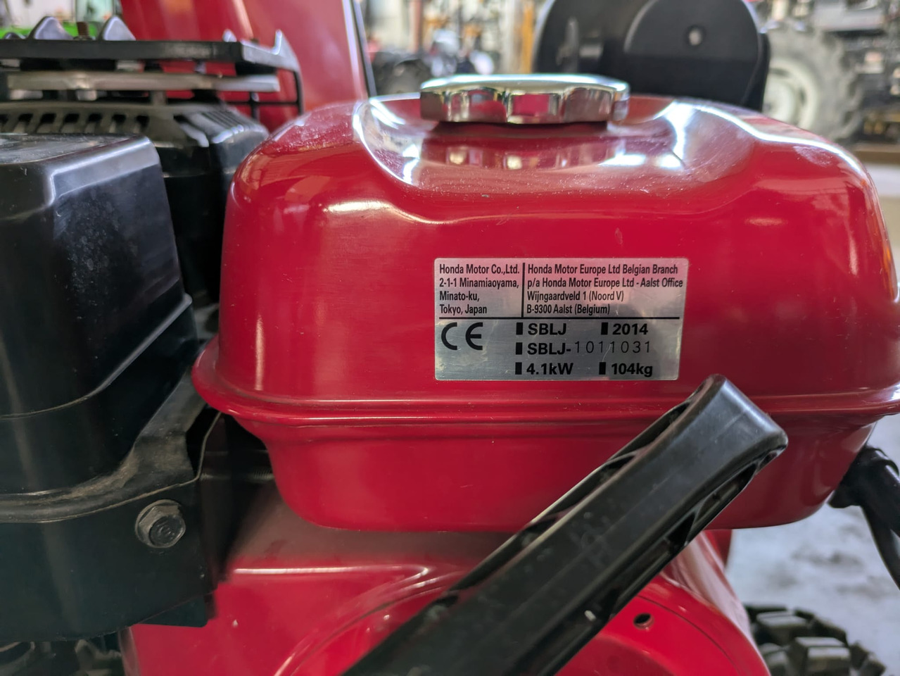 Turbina spazzaneve usata Honda HSS 760 - Attrezzatura da giardino: foto 3 Turbina spazzaneve usata Honda HSS 760 - Attrezzatura da giardino: foto 3