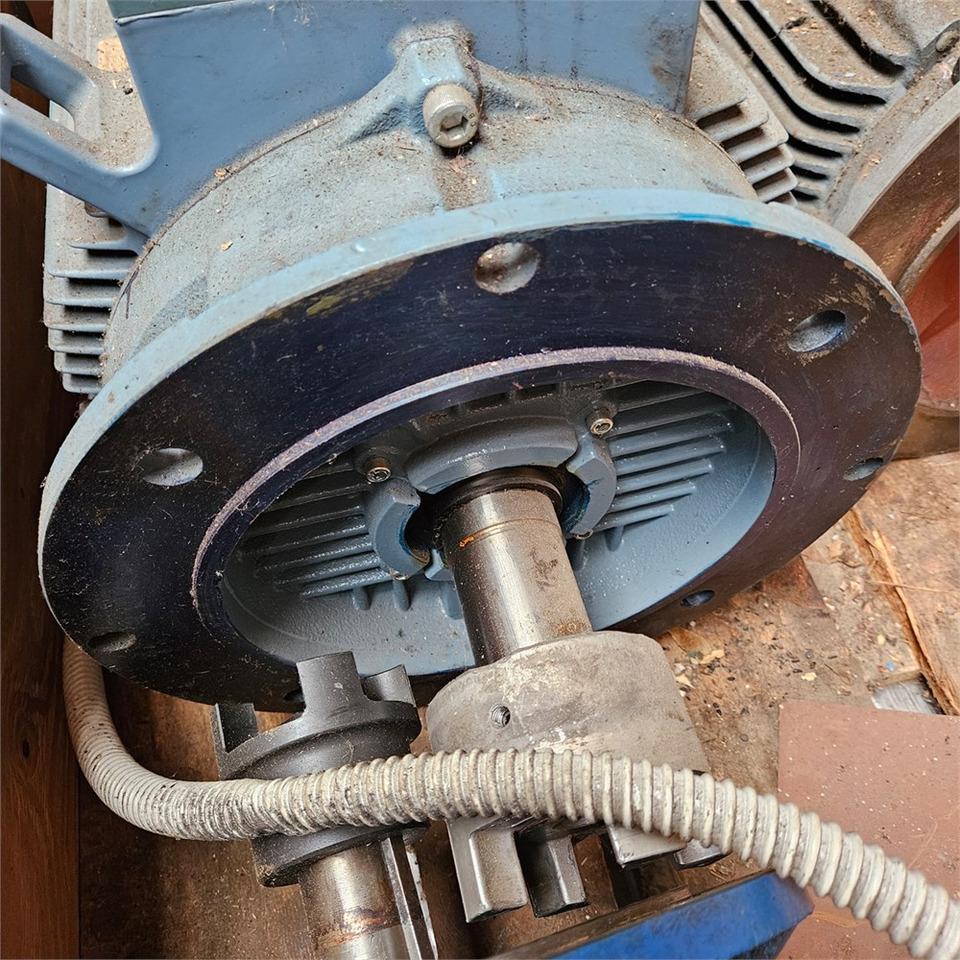 ABB MT80A19F100-2 / M3AA180MLB4 - Macchina utensile: foto 5 ABB MT80A19F100-2 / M3AA180MLB4 - Macchina utensile: foto 5