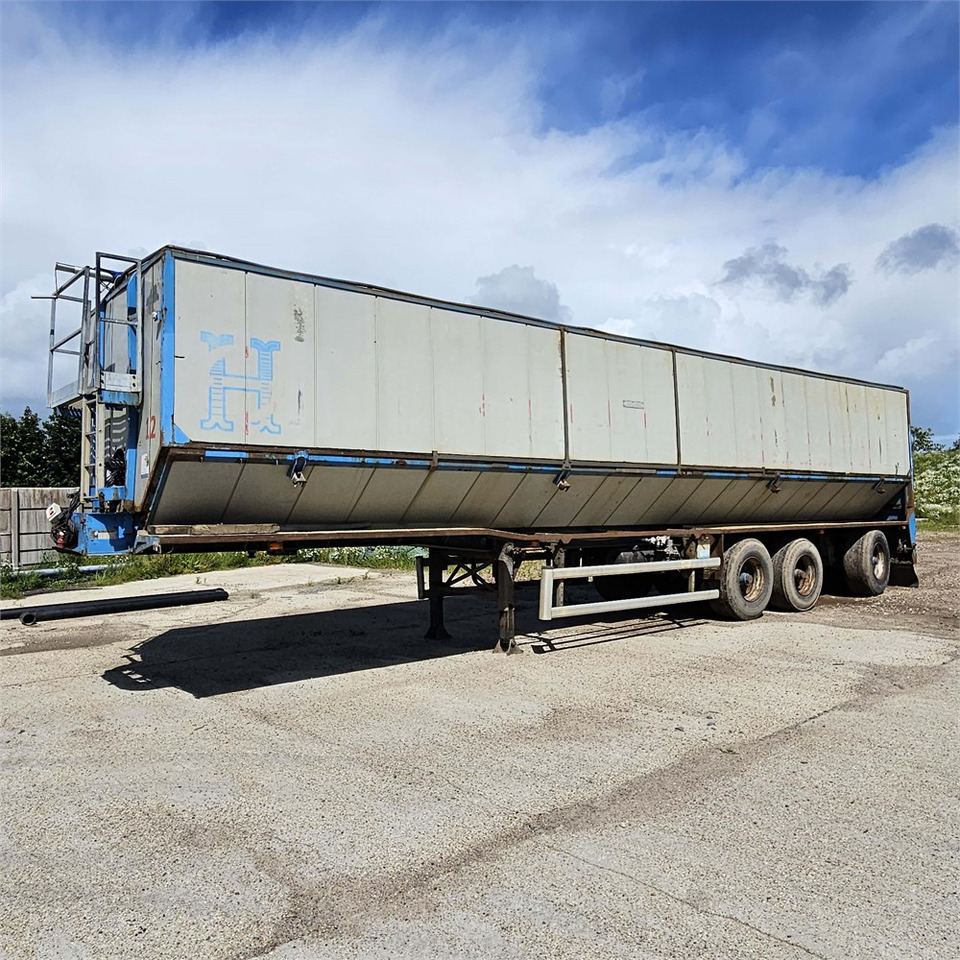 ABC Trailer - Rimorchio per auto: foto 1 ABC Trailer - Rimorchio per auto: foto 1