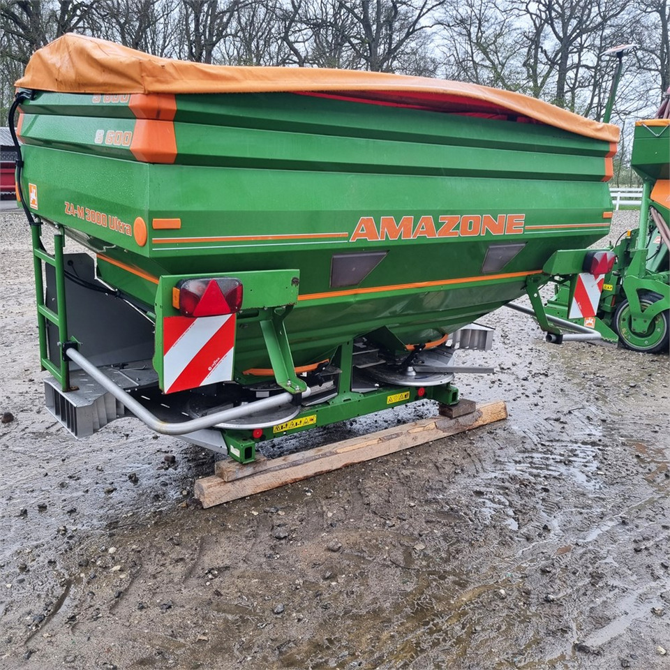 Amazone S 600 ZA-M 3000 ultra - Attrezzatura per spandimento: foto 1 Amazone S 600 ZA-M 3000 ultra - Attrezzatura per spandimento: foto 1