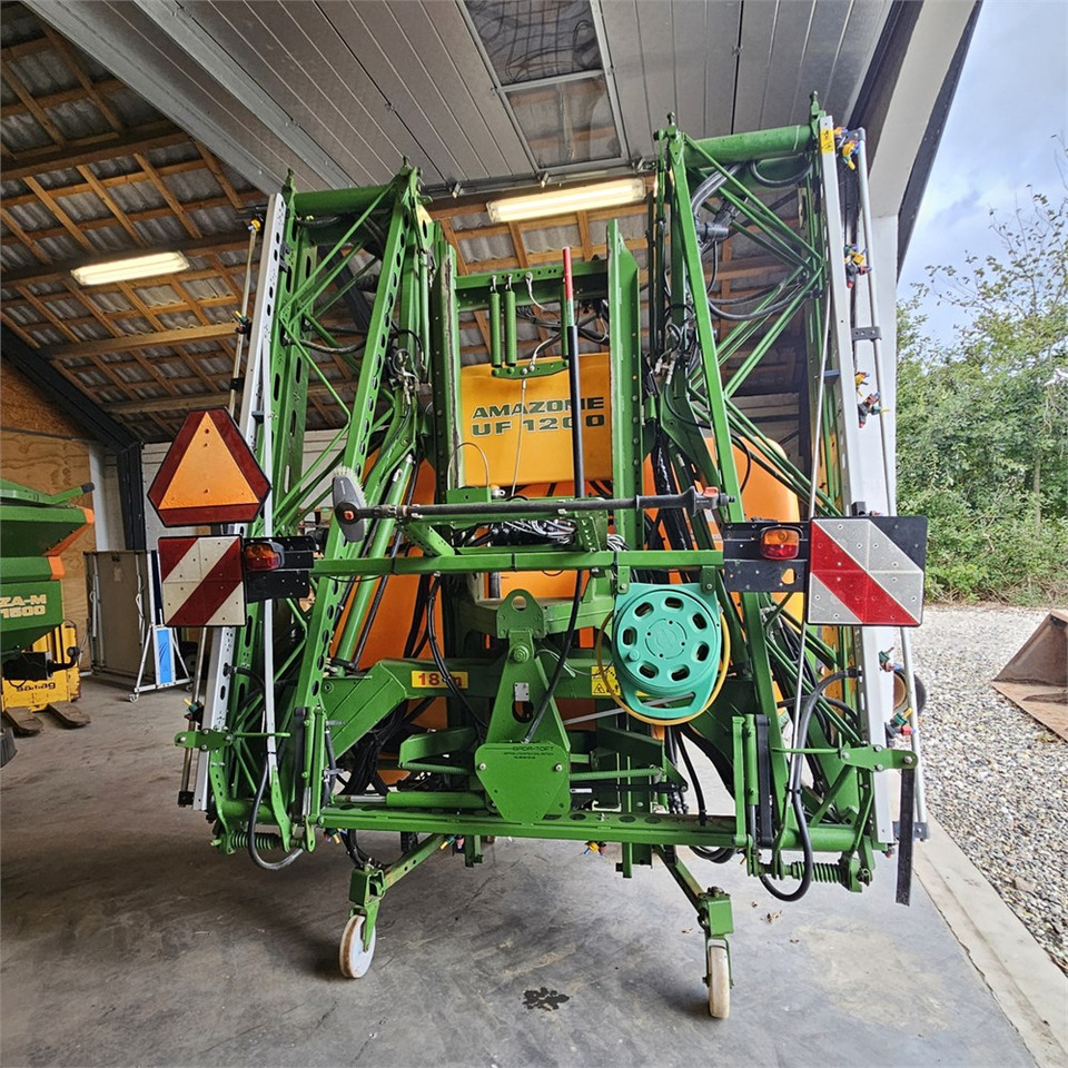 Amazone UF1200 - Polverizzatore: foto 2 Amazone UF1200 - Polverizzatore: foto 2