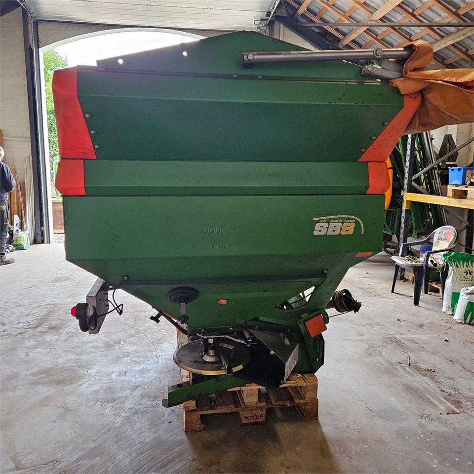 Amazone ZA-M 1500 - Attrezzatura per spandimento: foto 4 Amazone ZA-M 1500 - Attrezzatura per spandimento: foto 4