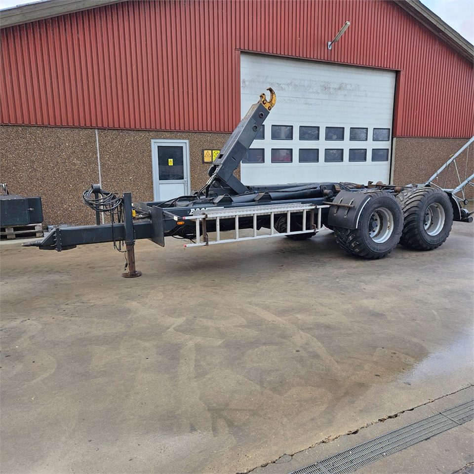 BS 22,5 ton - Rimorchio scarrabile/ Multibenna: foto 1 BS 22,5 ton - Rimorchio scarrabile/ Multibenna: foto 1