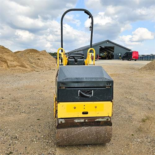 Bomag BW 80 ADH-2 - Rullo stradale: foto 4 Bomag BW 80 ADH-2 - Rullo stradale: foto 4