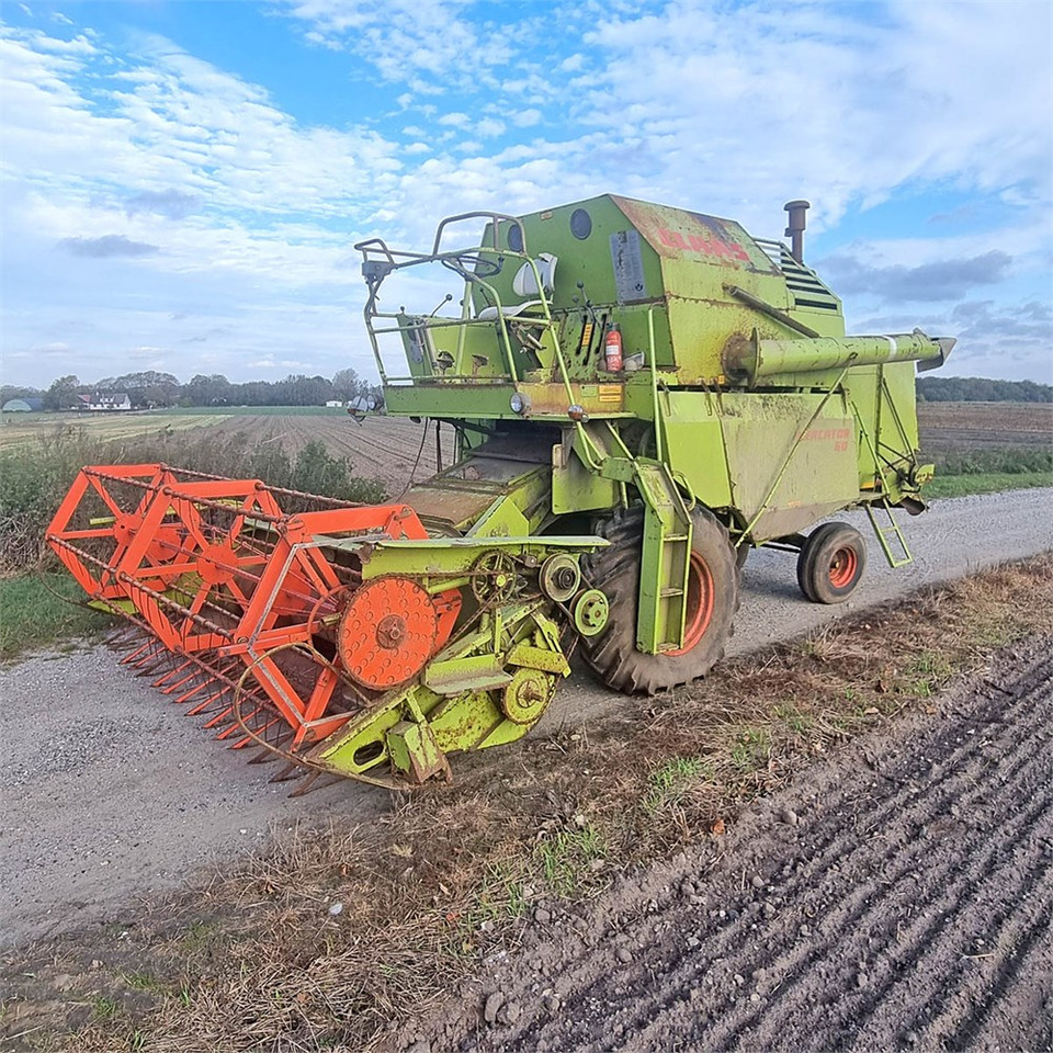 Claas Mercator 60 - Macchina da raccolta: foto 4 Claas Mercator 60 - Macchina da raccolta: foto 4