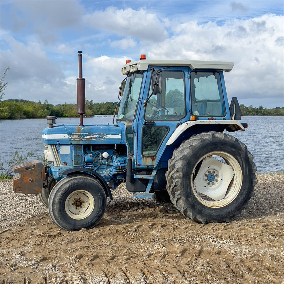 Ford 5610 - Trattore: foto 2 Ford 5610 - Trattore: foto 2