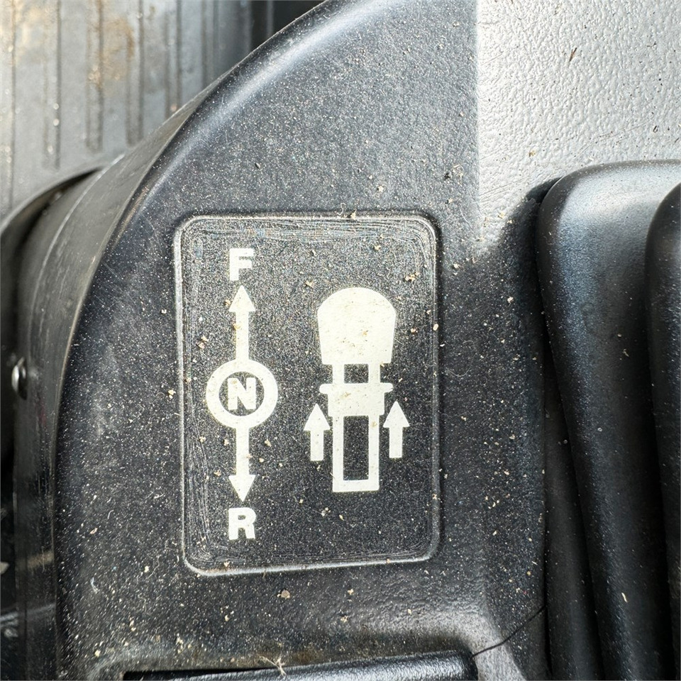 Trattore Ford 8630: foto 11