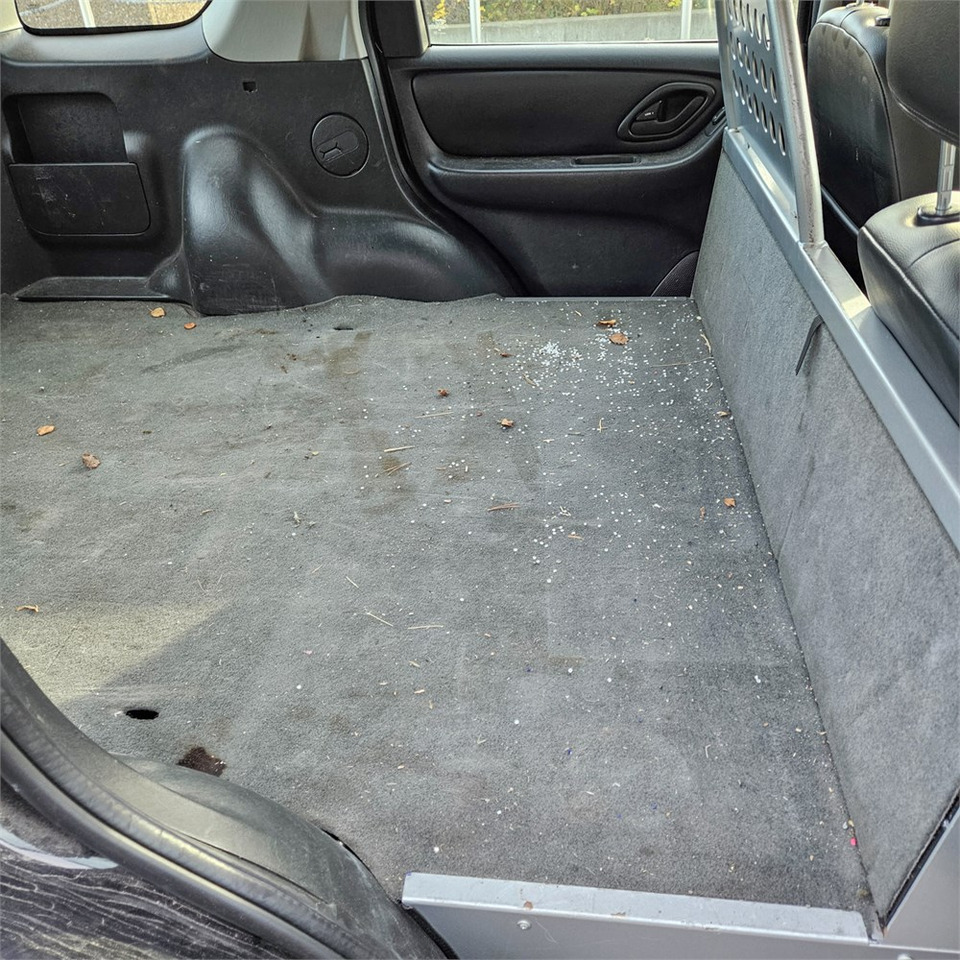 SUV/ Fuoristrada Ford Maverick 3,0 XLT: foto 33