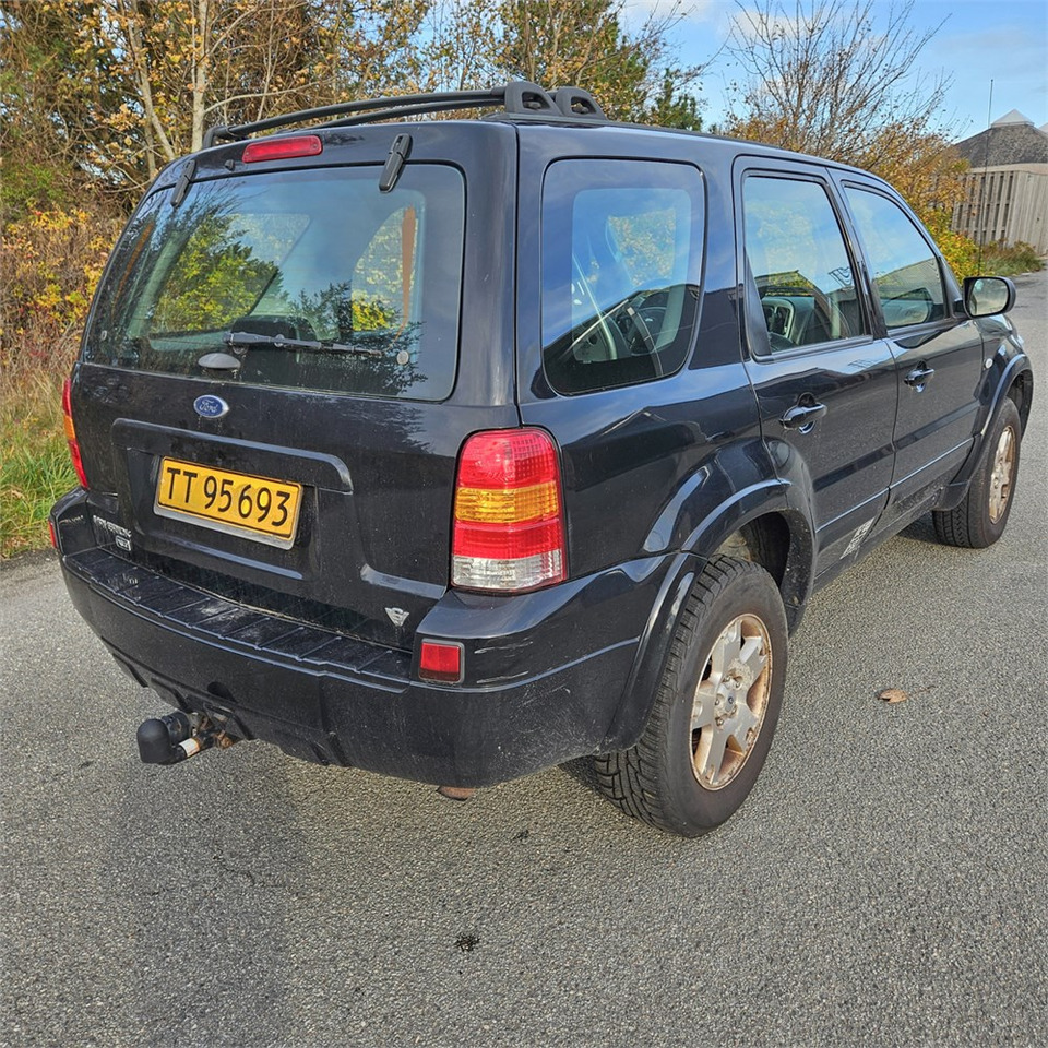 SUV/ Fuoristrada Ford Maverick 3,0 XLT: foto 10