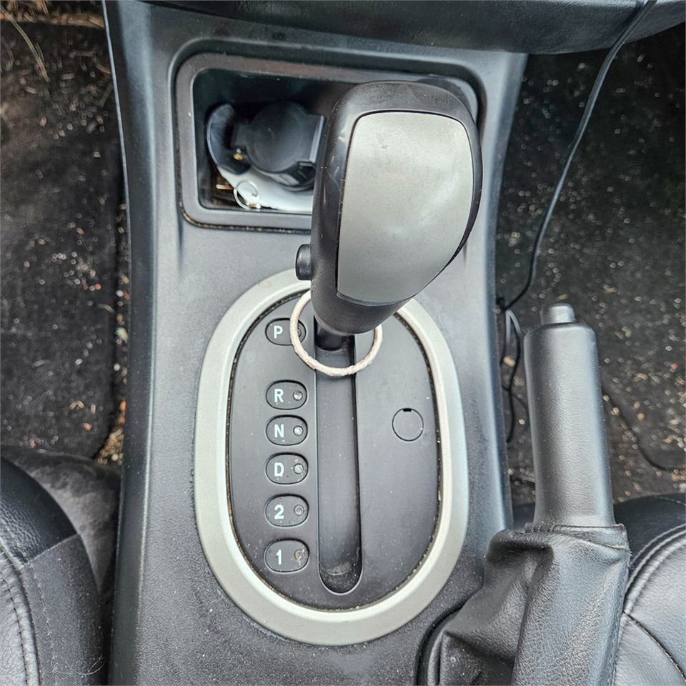 SUV/ Fuoristrada Ford Maverick 3,0 XLT: foto 24