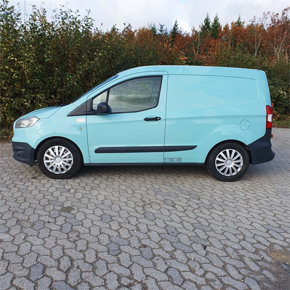 Ford Transit Courier 1,0 Ecoboost - Furgoncino: foto 3 Ford Transit Courier 1,0 Ecoboost - Furgoncino: foto 3