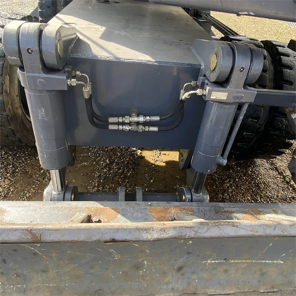 Escavatore per movimentazione Fuchs MHL 250: foto 25