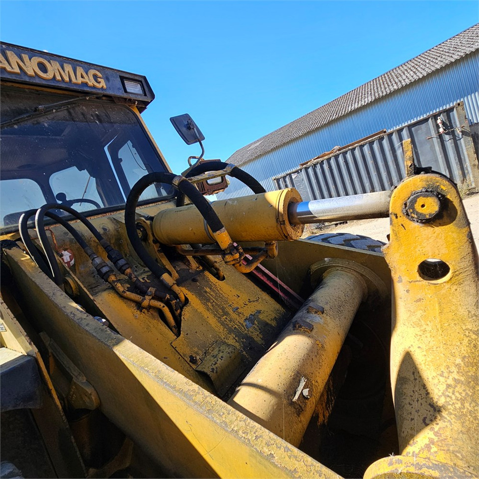 Pala gommata Hanomag 44D Turbo: foto 25