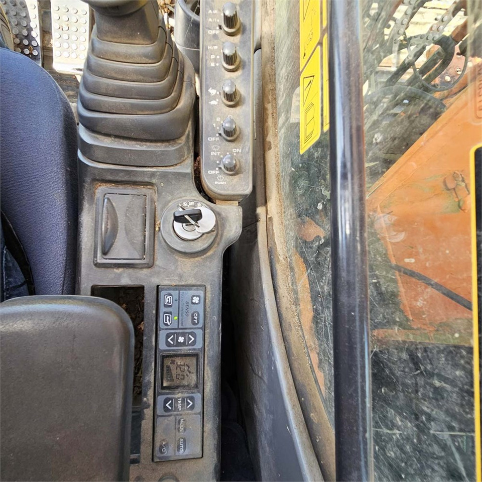 Escavatore cingolato Hitachi ZX130 LCN Zaxis: foto 15
