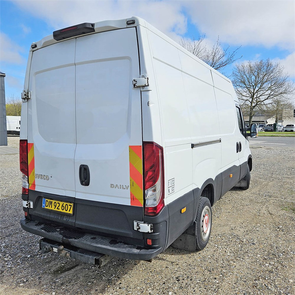 Iveco Daily 50-170 - Furgone chiuso: foto 5 Iveco Daily 50-170 - Furgone chiuso: foto 5