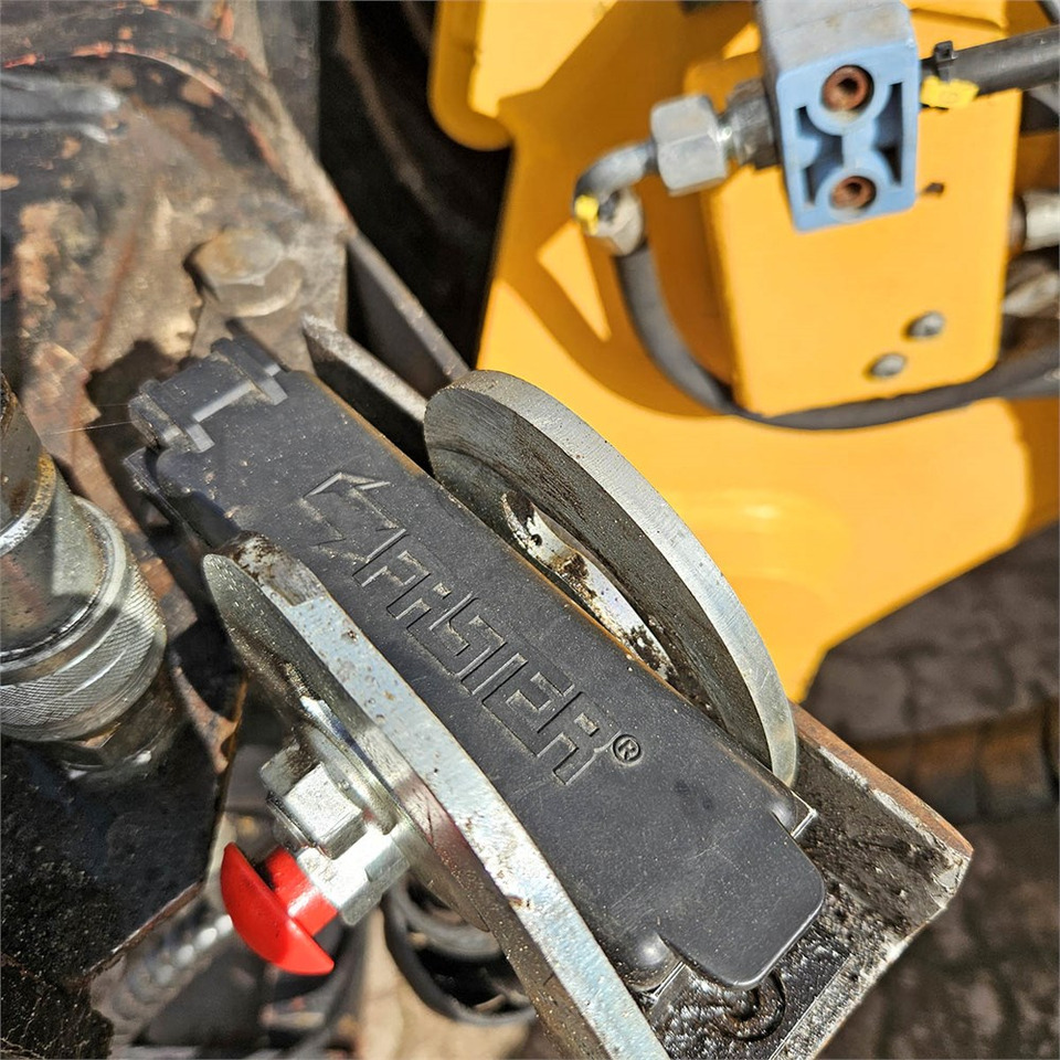 Pala gommata JCB TM310: foto 31