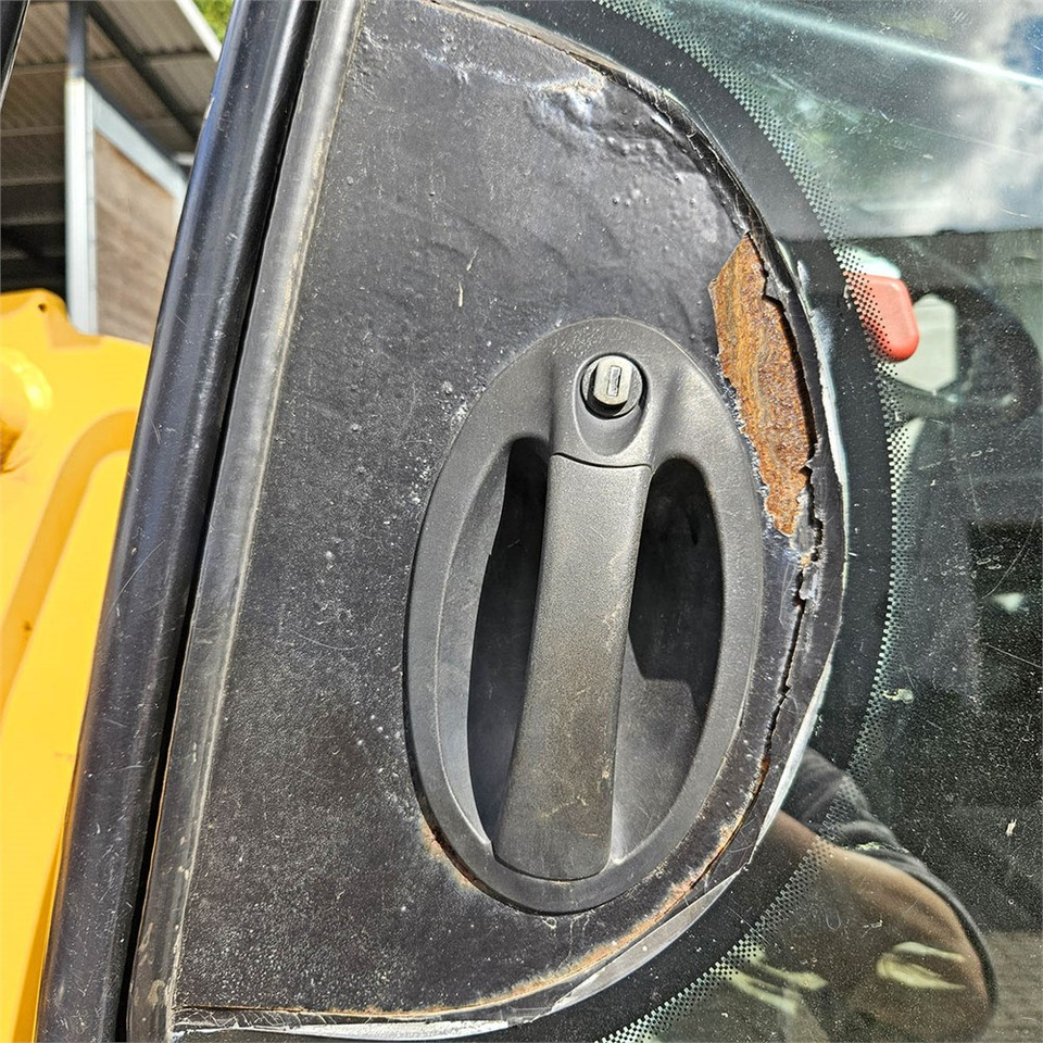 Pala gommata JCB TM310: foto 37