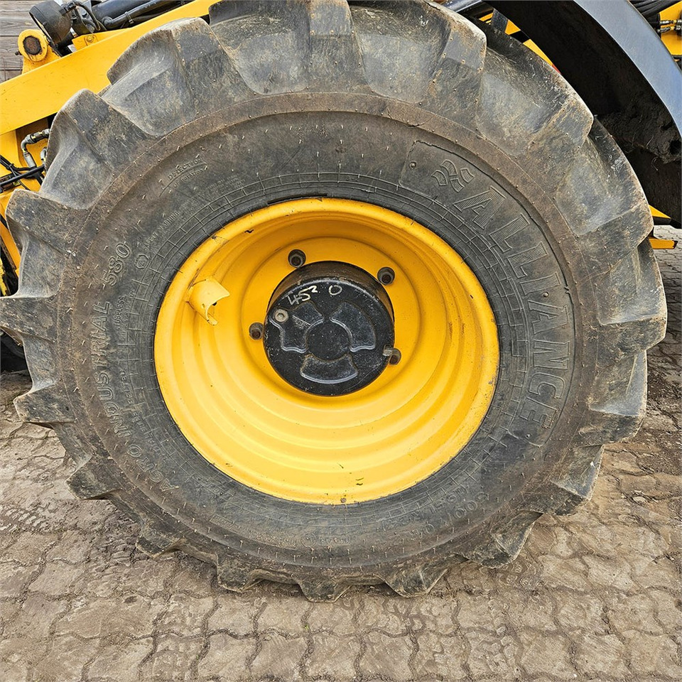 Pala gommata JCB TM310: foto 47