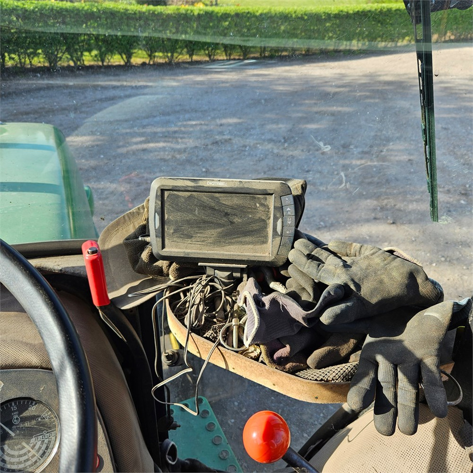Trattore John Deere 2040: foto 14