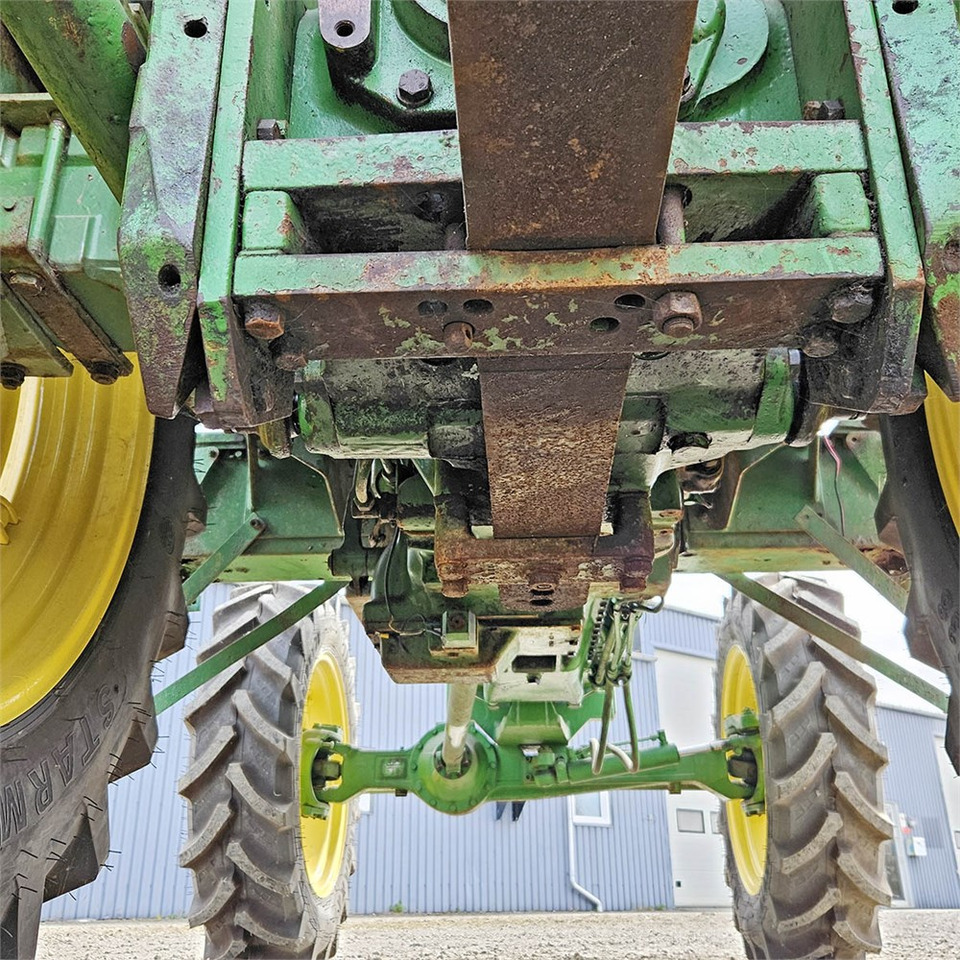 Trattore John Deere 3040: foto 32