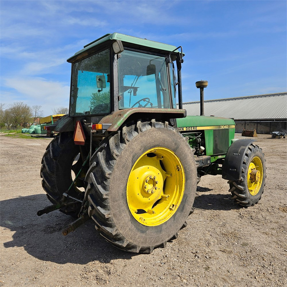John Deere 3040 - Trattore: foto 5 John Deere 3040 - Trattore: foto 5