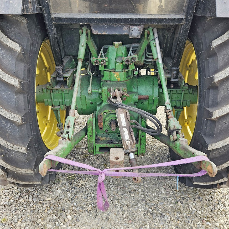 Trattore John Deere 3040: foto 25