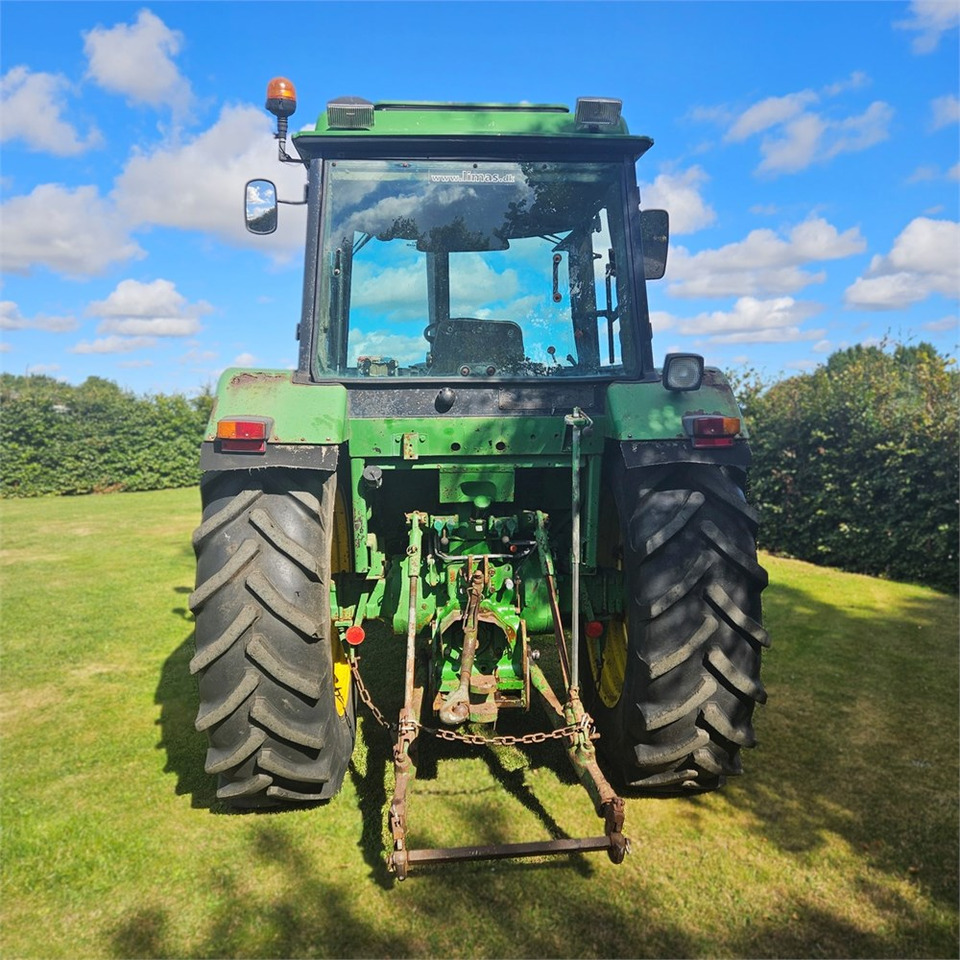John Deere 3140 - Trattore: foto 3 John Deere 3140 - Trattore: foto 3