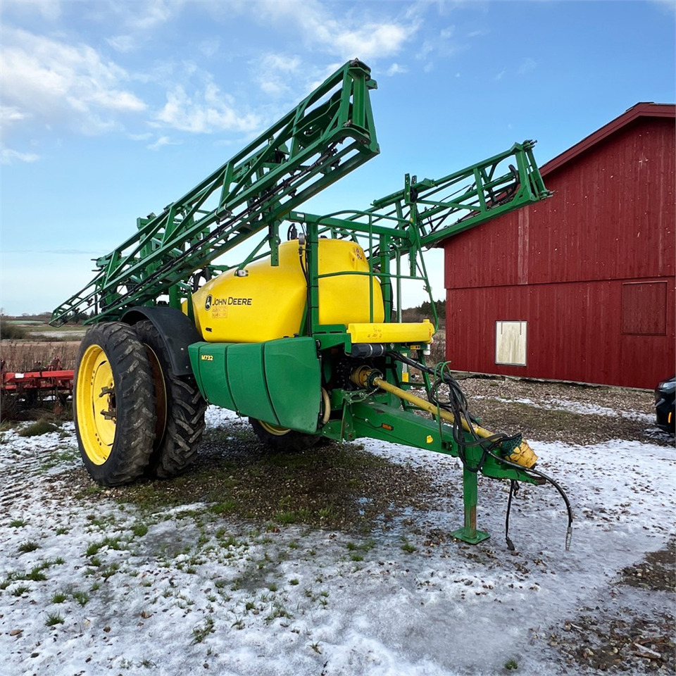 John Deere M732 - Polverizzatore: foto 1 John Deere M732 - Polverizzatore: foto 1