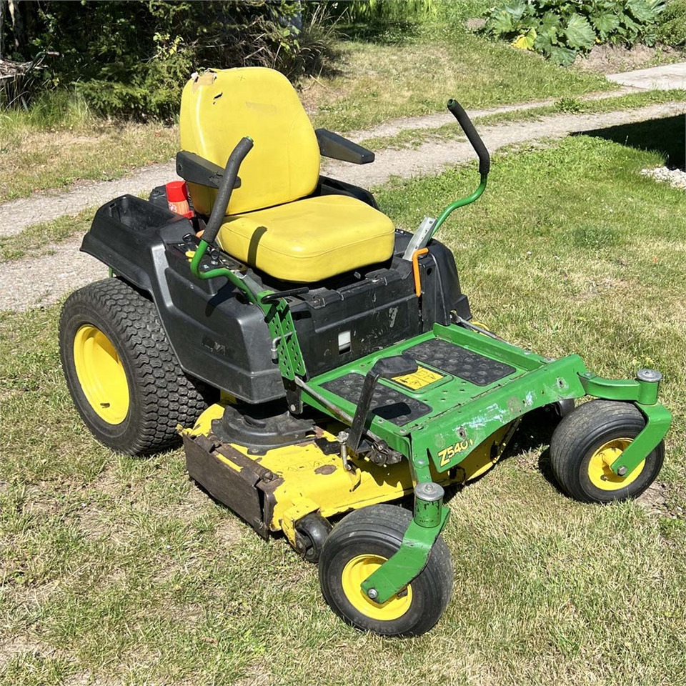 John Deere Z540 R - Tagliaerba: foto 1 John Deere Z540 R - Tagliaerba: foto 1
