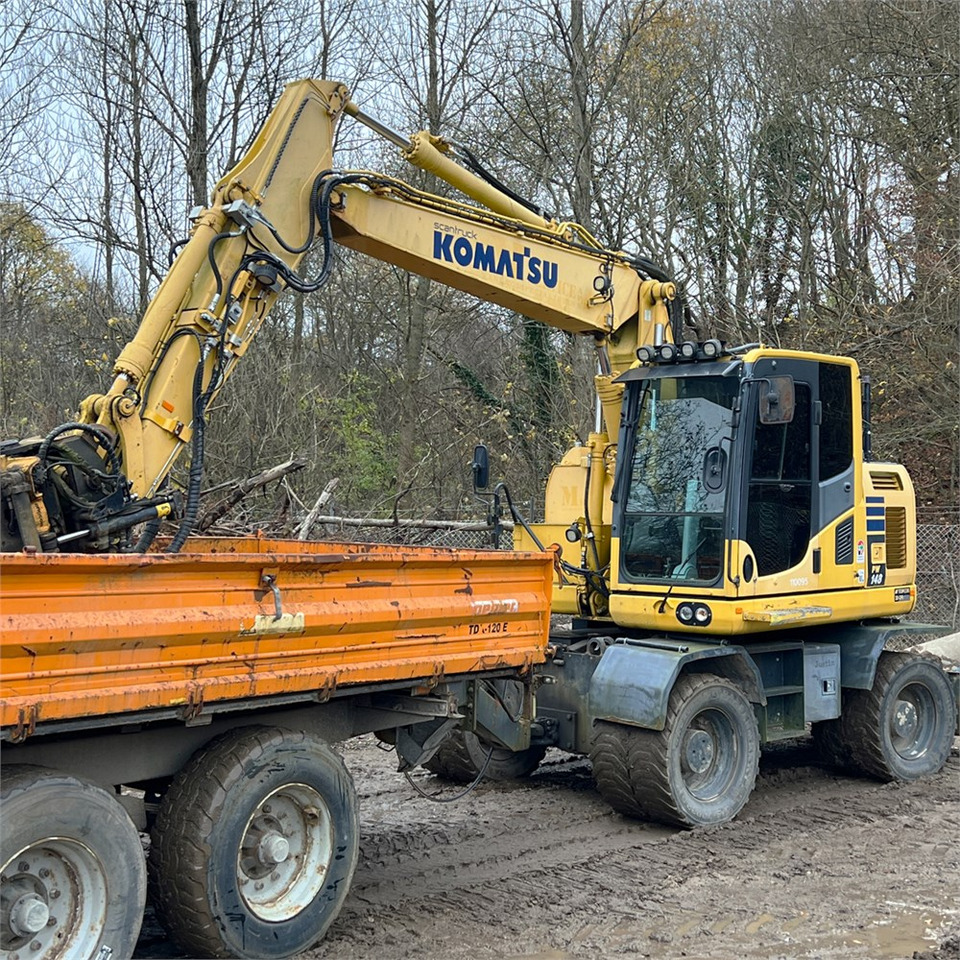 Komatsu PW148-10 - Escavatore gommato: foto 3 Komatsu PW148-10 - Escavatore gommato: foto 3
