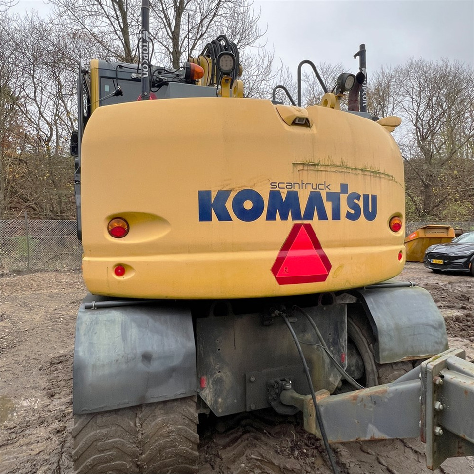 Escavatore gommato Komatsu PW148-10: foto 15