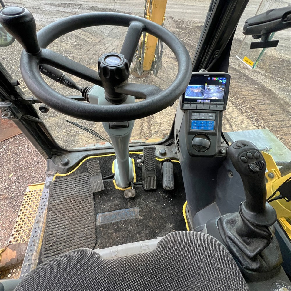 Escavatore gommato Komatsu PW148-10: foto 36