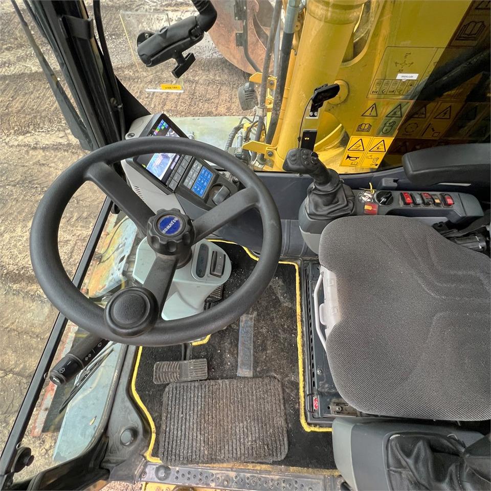 Escavatore gommato Komatsu PW148-10: foto 26