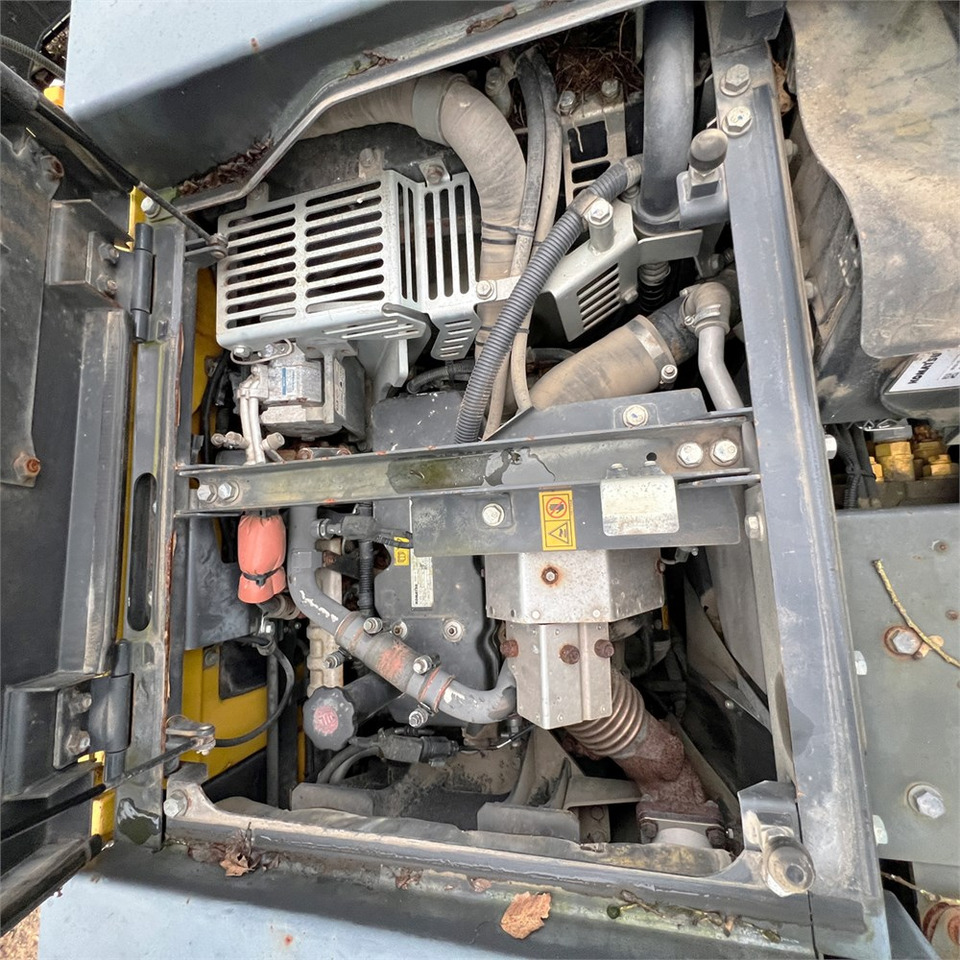 Escavatore gommato Komatsu PW148-10: foto 44
