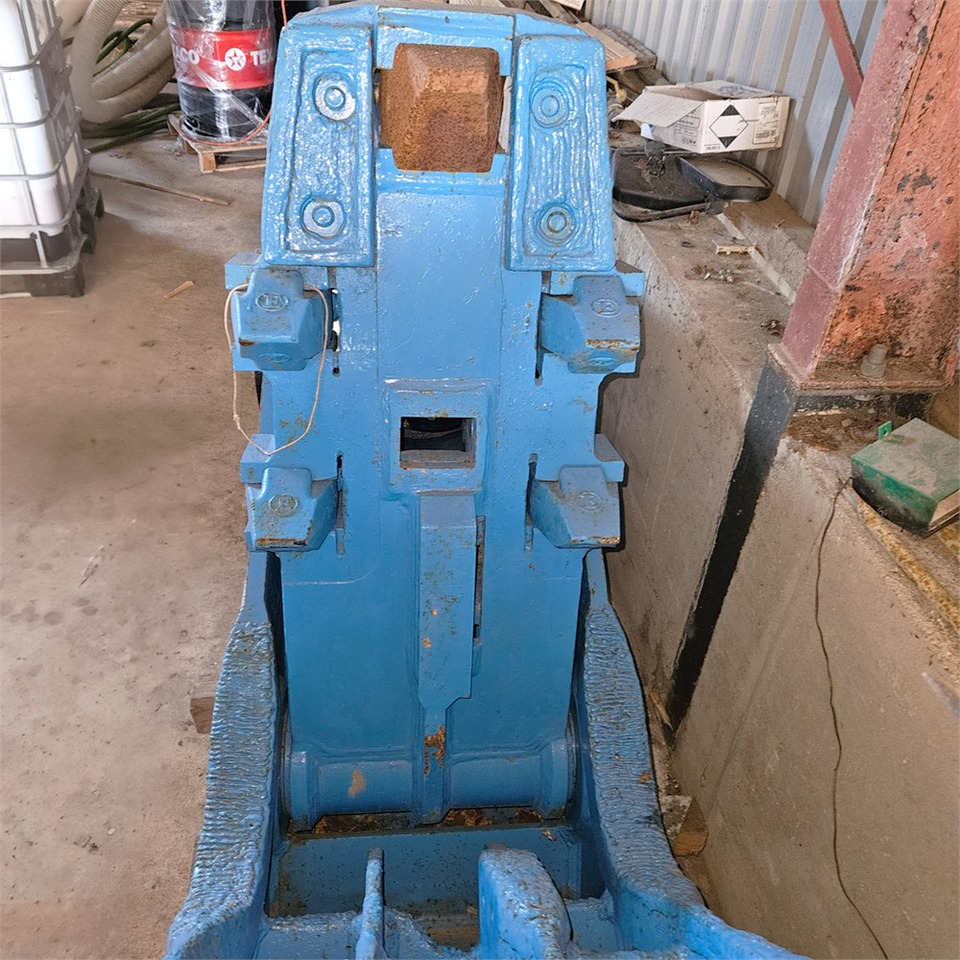 Krupp CP2300 - Cesoia per demolizione per Macchina da cantiere: foto 4 Krupp CP2300 - Cesoia per demolizione per Macchina da cantiere: foto 4