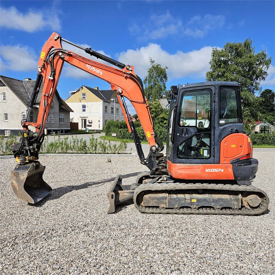 Kubota KX057-4 - Miniescavatore: foto 1 Kubota KX057-4 - Miniescavatore: foto 1