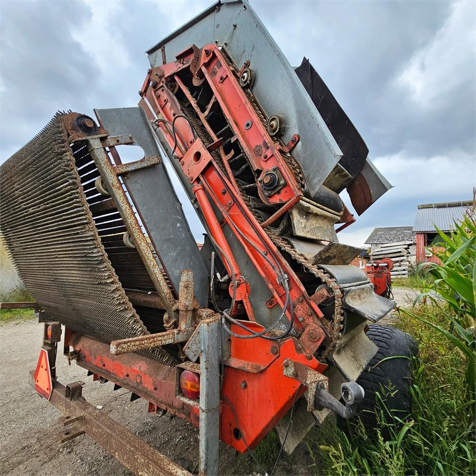 Kverneland UN 2200 - Scava raccogli patate: foto 4 Kverneland UN 2200 - Scava raccogli patate: foto 4