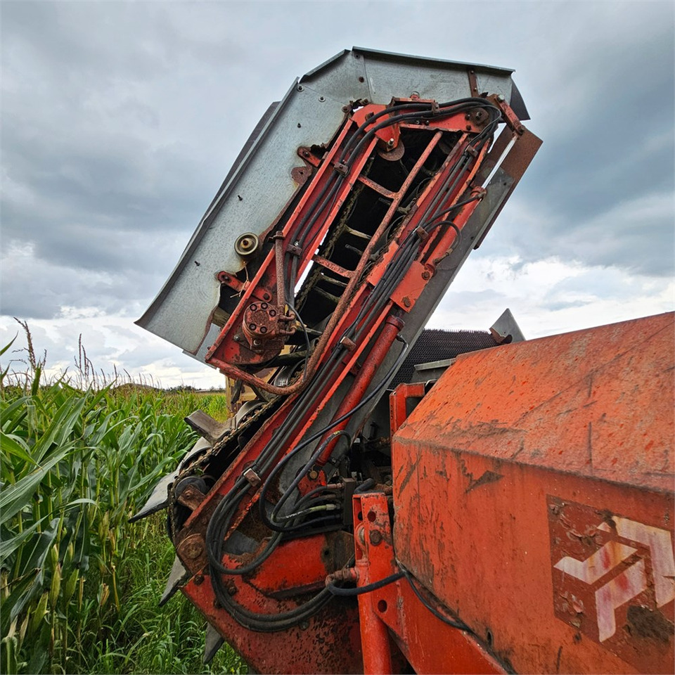 Kverneland UN 2200 - Scava raccogli patate: foto 5 Kverneland UN 2200 - Scava raccogli patate: foto 5