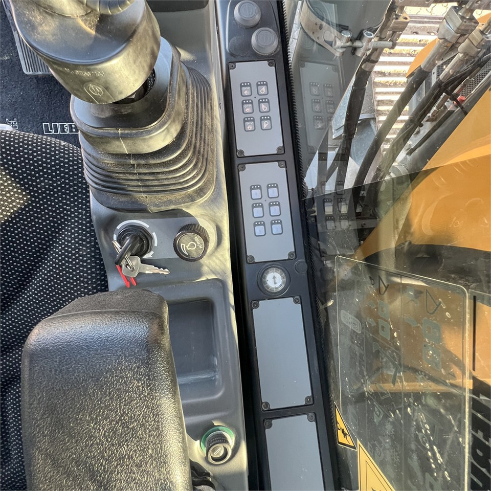 Leasing di Liebherr R914 Compact S Liebherr R914 Compact S: foto 26