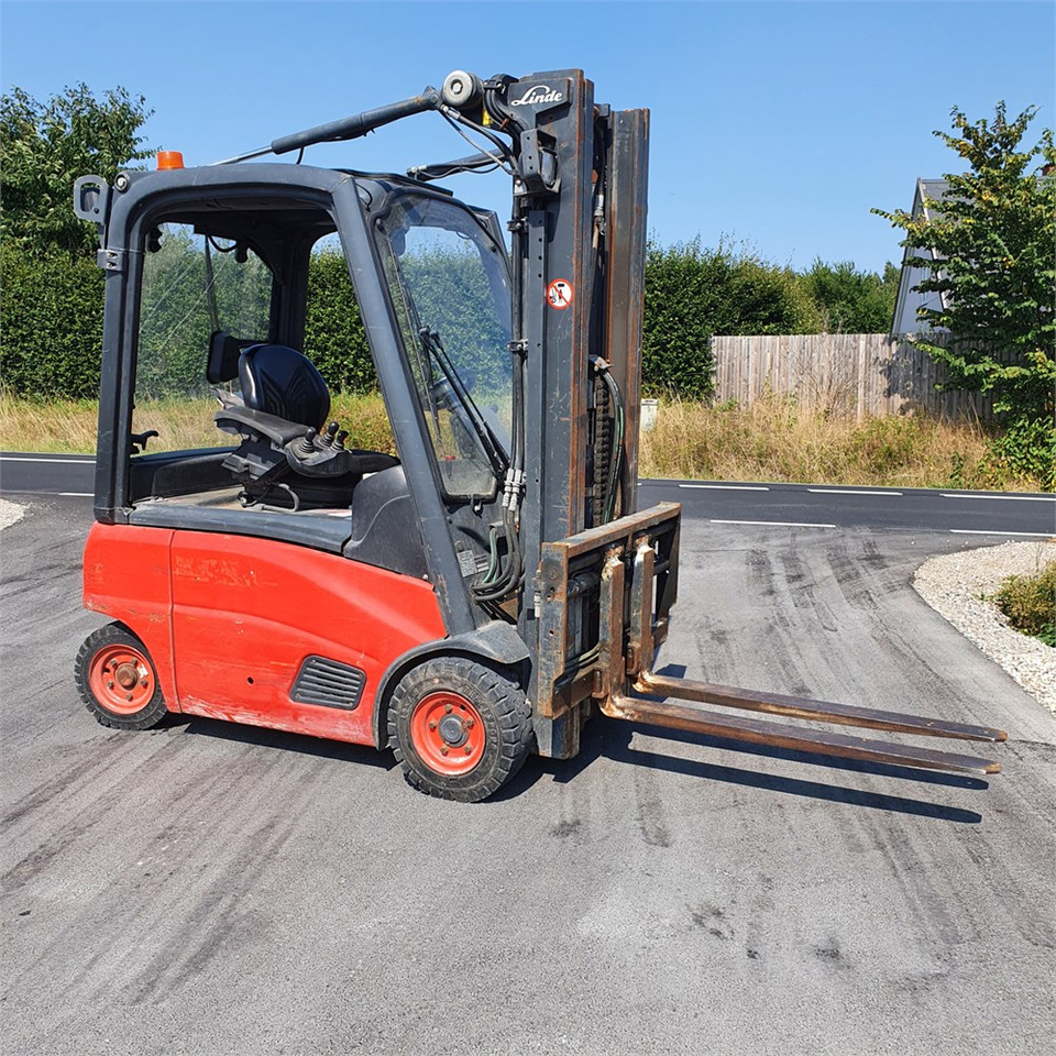 Linde H16 P-01 - Carrello elevatore: foto 1 Linde H16 P-01 - Carrello elevatore: foto 1