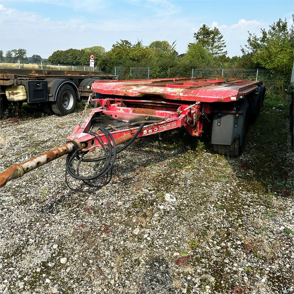 MTDK Transfer trailer - Rimorchio scarrabile/ Multibenna: foto 1 MTDK Transfer trailer - Rimorchio scarrabile/ Multibenna: foto 1