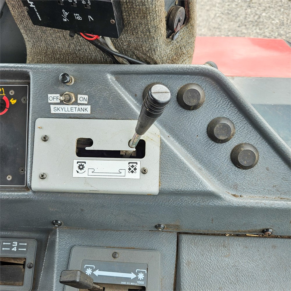 Trattore Massey Ferguson 3060: foto 17