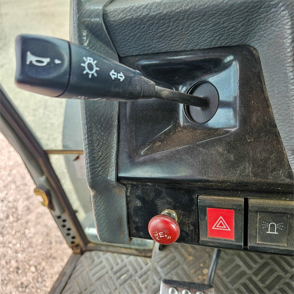 Trattore Massey Ferguson 3060: foto 24