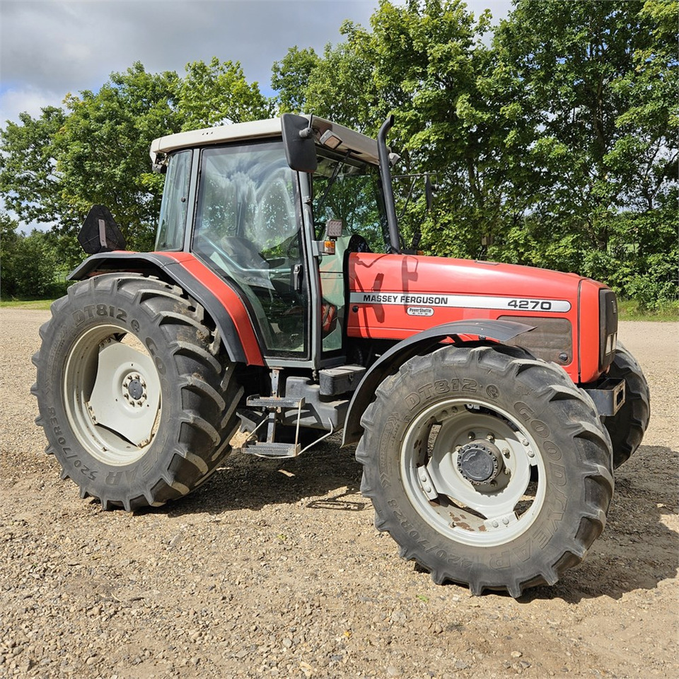 Massey Ferguson 4270 - Trattore: foto 1 Massey Ferguson 4270 - Trattore: foto 1