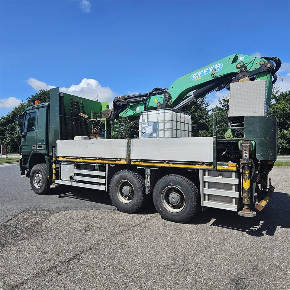 Mercedes Actros 3341 A BlueTec 5 - Autocarro con pianale/ Cassone fisso, Camion con gru: foto 3 Mercedes Actros 3341 A BlueTec 5 - Autocarro con pianale/ Cassone fisso, Camion con gru: foto 3
