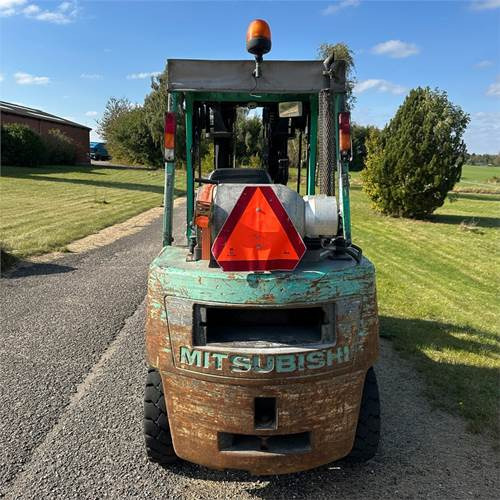 Mitsubishi FG30T - Carrello elevatore: foto 5 Mitsubishi FG30T - Carrello elevatore: foto 5