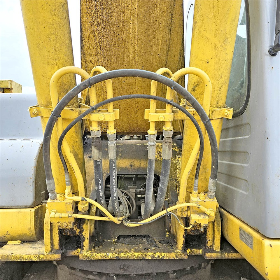 Escavatore cingolato New Holland E265: foto 16