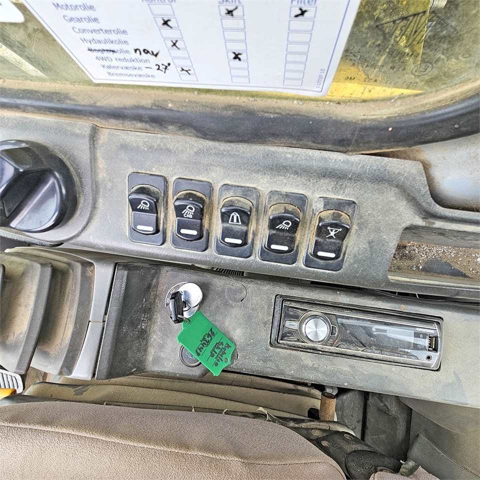 Escavatore cingolato New Holland E265: foto 11